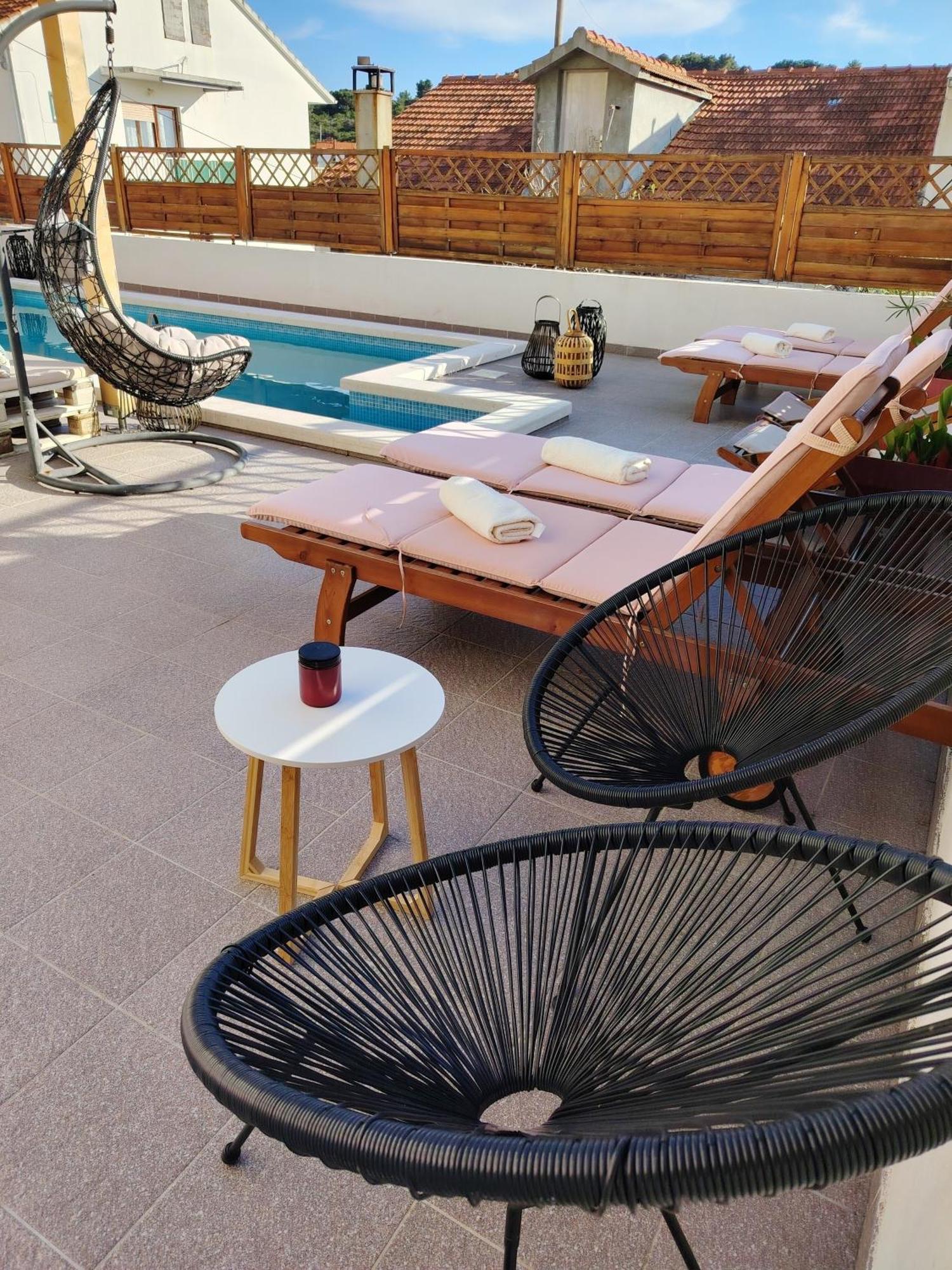 Buzolic Bed & Breakfast 3*