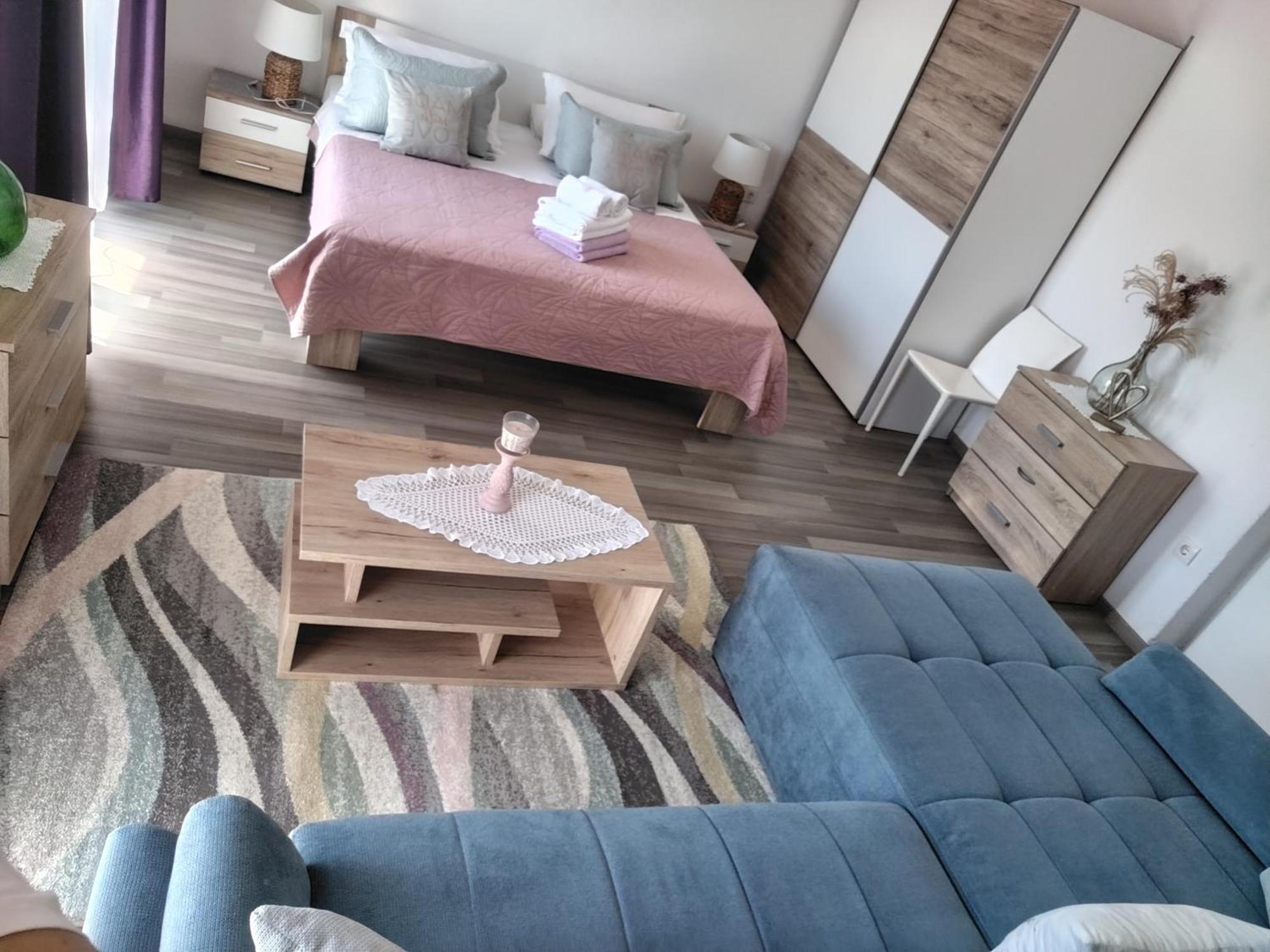 Buzolic Bed & Breakfast 3*