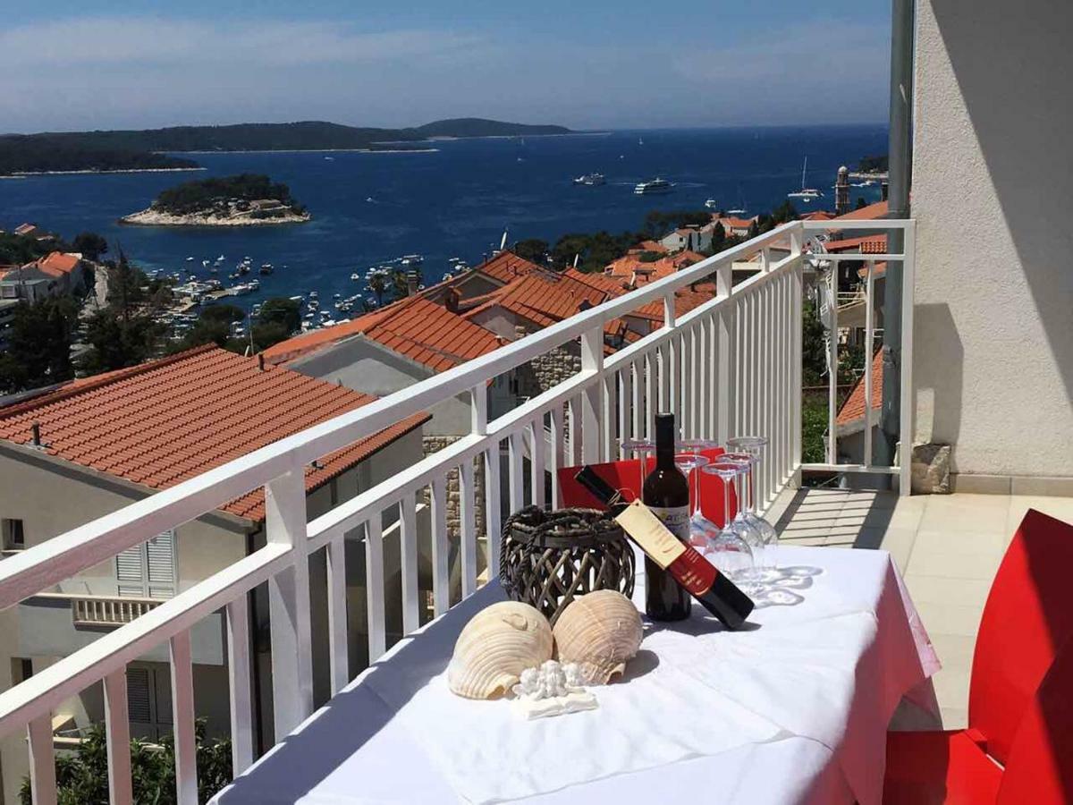 Buzolic 3* Hvar Town