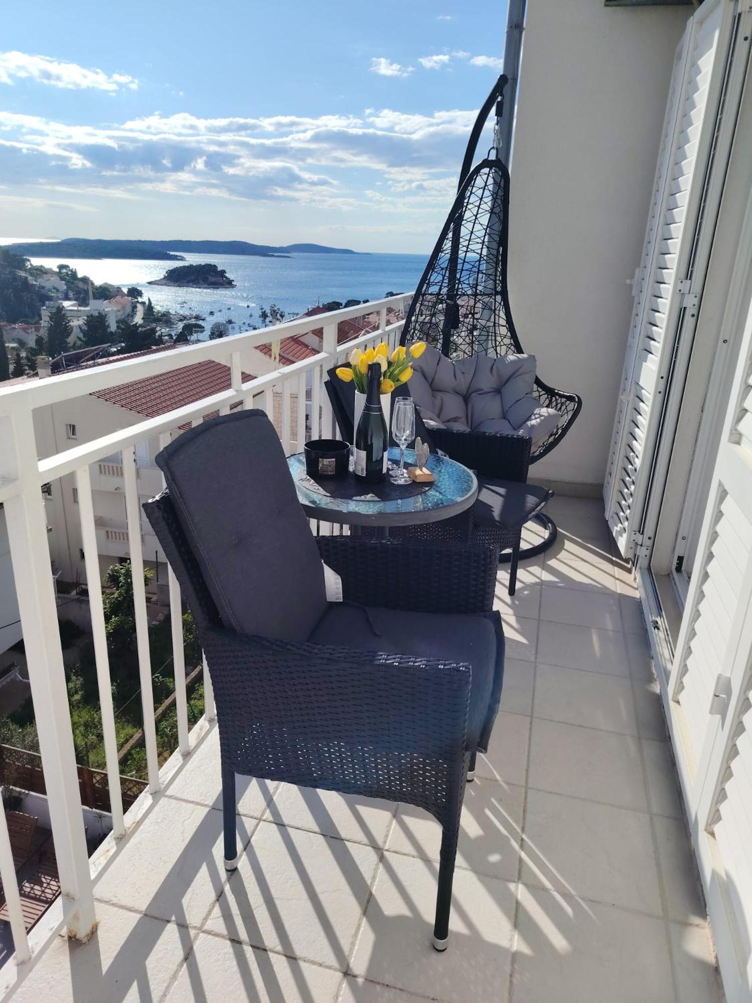 Buzolic 3* Hvar Town