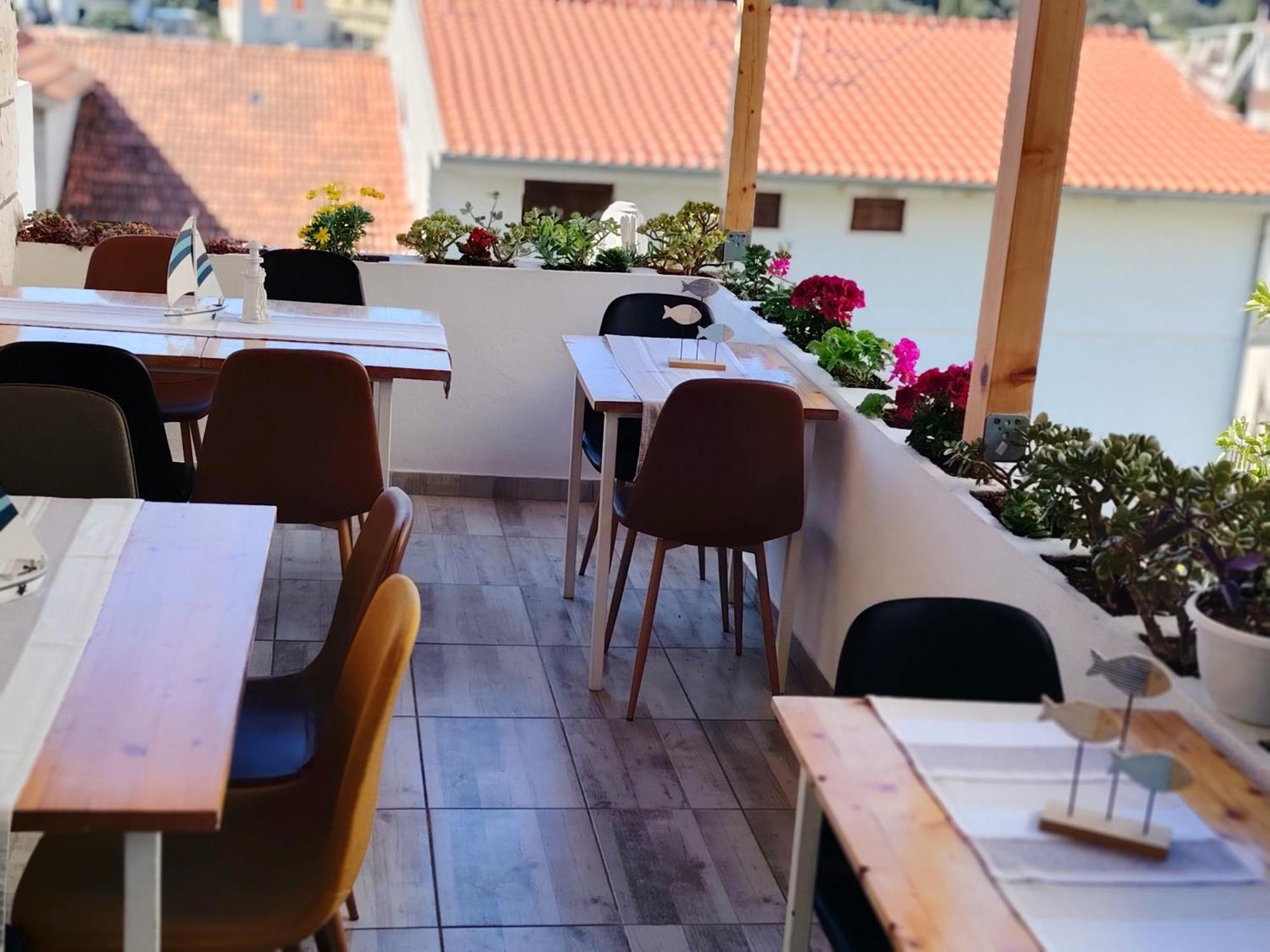 Buzolic 3* Hvar Town